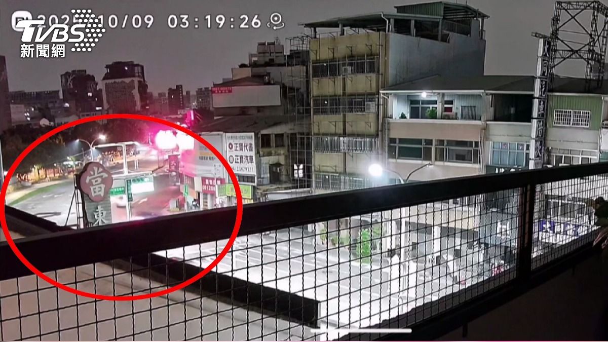 深夜暴衝!毒駕男撞茶行奪命 87歲嬤睡夢中遭活埋 上鋪兒倖存。(圖/TVBS)