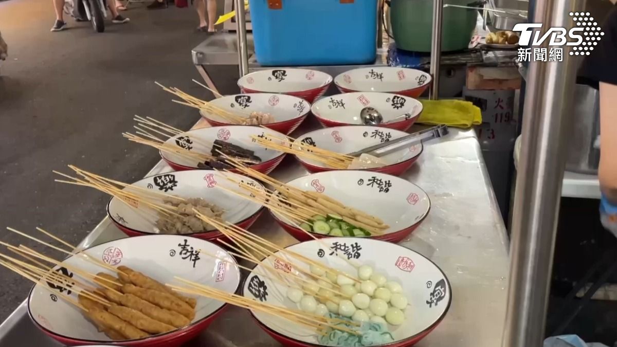 六合夜市「缽缽雞串」吃完拉肚!衛生局稽查 業者說話了