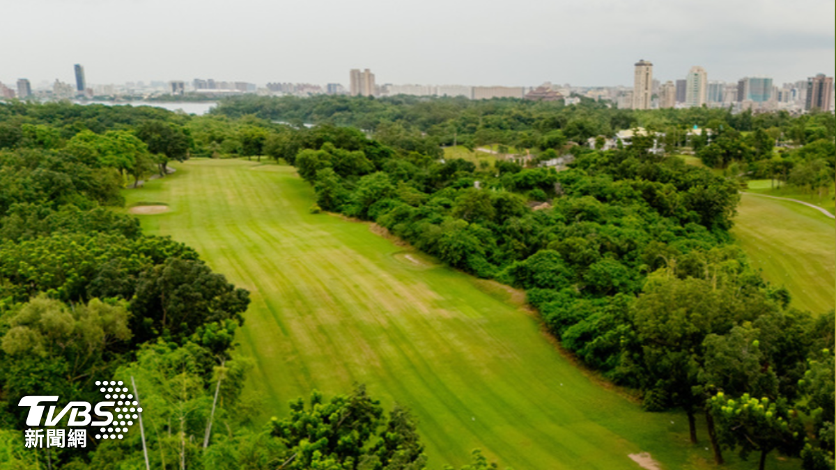 高雄新景點+1!高爾夫球場變「果嶺自然公園」免費入園亮點曝