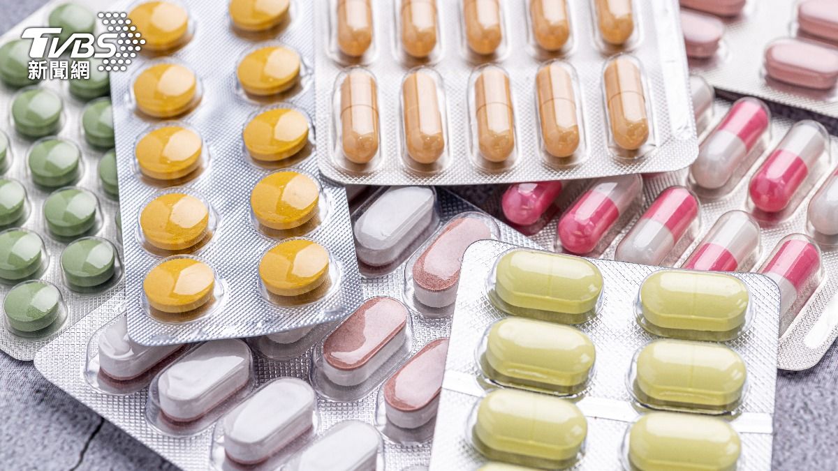 胃藥咬碎好吸收?食藥署點名「1類」不要磨成粉:藥效恐變差