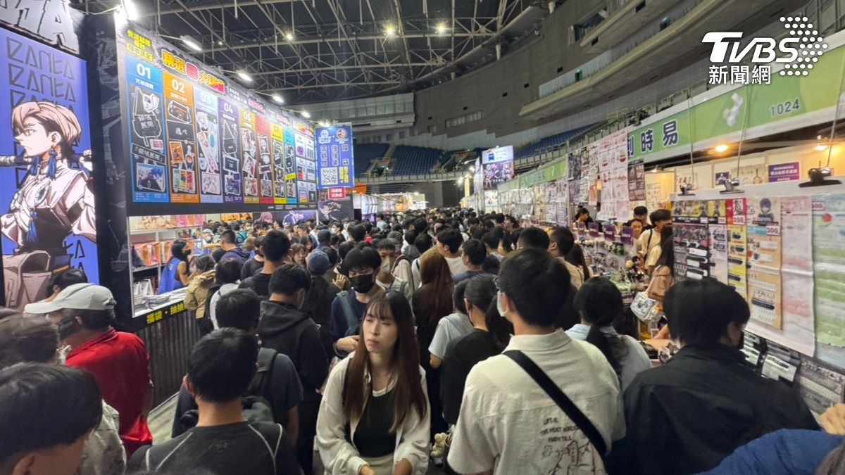 2025高雄國際動漫節》活動全攻略　票價、時間、攤商優惠一覽