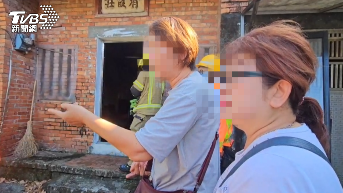 屋主乾媽擔心他還在屋子裡面，煮東西不小心睡著，才導致火警。（圖／TVBS）