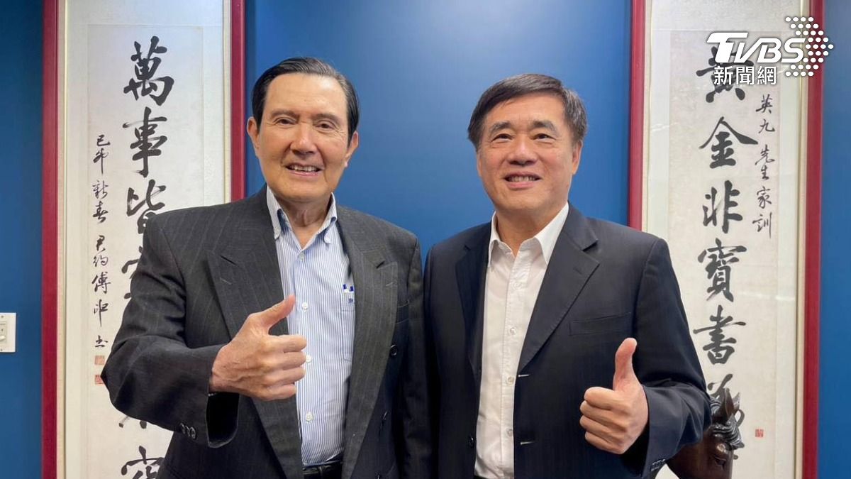 前總統馬英九與國民黨主席候選人郝龍斌碰面。(圖/郝龍斌臉書)