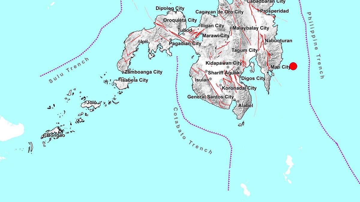 菲律賓南部又爆6.8強震!深度僅10km 當局急發海嘯警報