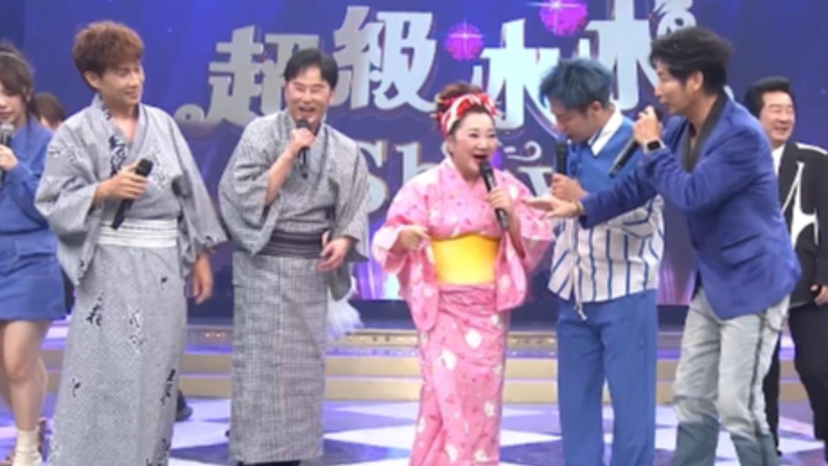 白冰冰換上浴衣。(圖/民視提供)