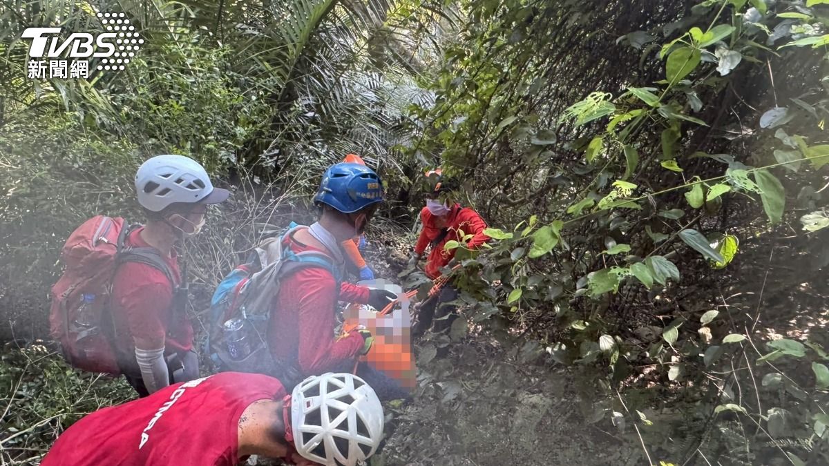 登山失聯47天!苗栗男今尋獲已成冰冷遺體 家屬悲痛認屍