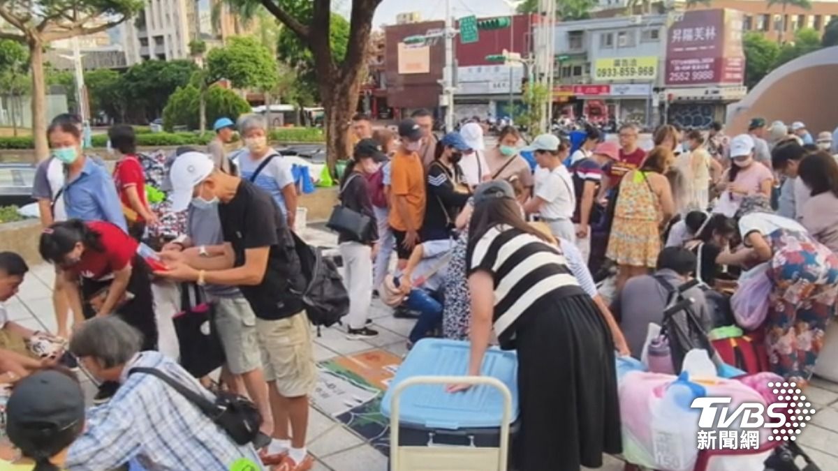 天母二手創意市集。(圖/TVBS)