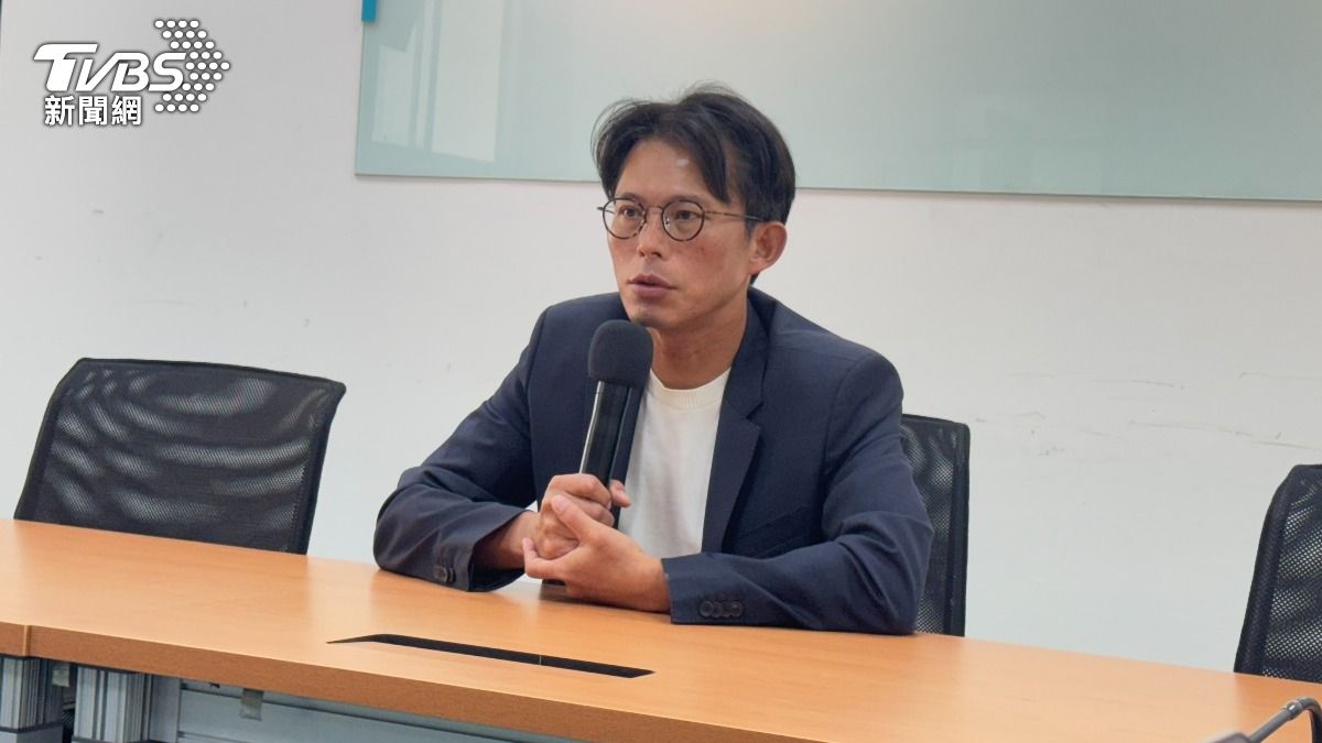 遭指賴清德國慶致詞「沒拍手」 黃國昌駁:我有鼓掌!很仔細聽