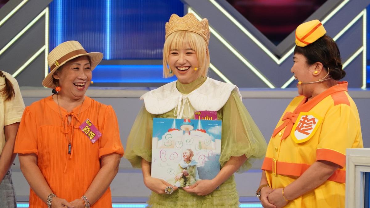 Lulu回應「肚子」動靜!提早預告多了新身分 林美秀頻恭喜