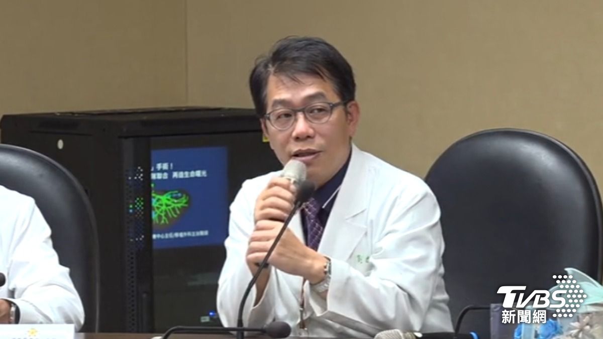 台北榮總團隊完成全球罕見超高難度手術。(圖/TVBS)