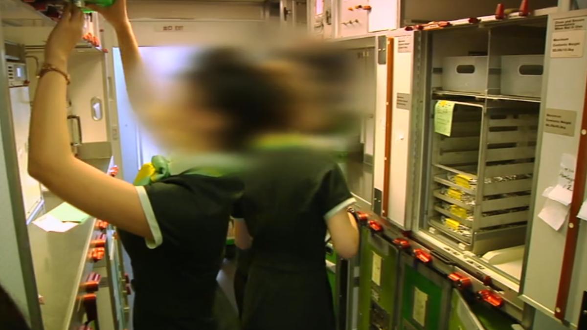 長榮空服請病假依規定扣考績。(圖/TVBS)