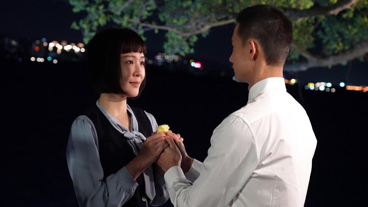 何宜珊（左）拍攝前很緊張。（圖／台視提供）