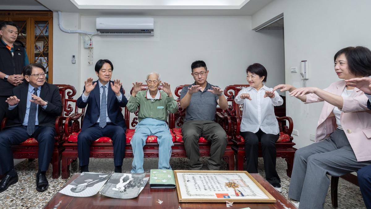 百歲人瑞教打太極 「台灣葉問」題點賴清德:要練習丹田