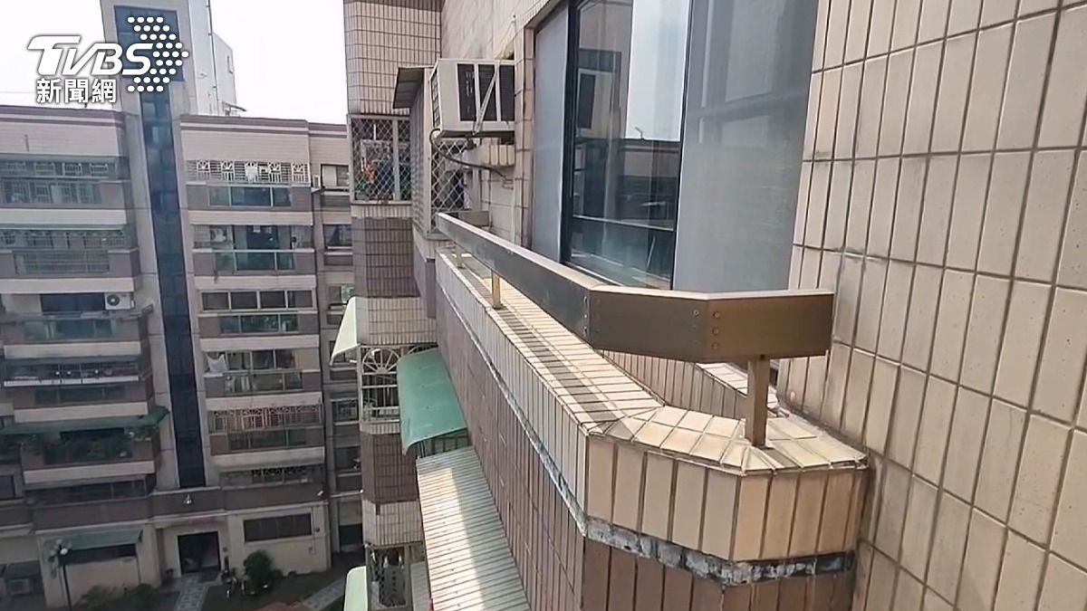 35年花台不定時炸彈? 結構師:「平滑面」藏無適度連結。(圖/TVBS)