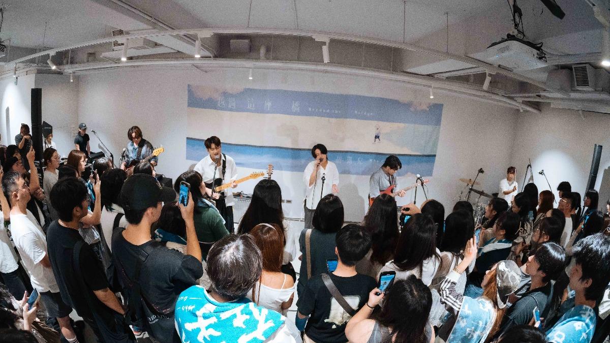 胡凱兒樂團以沉浸式展覽打造專輯搶聽會。(圖/Who Cares胡凱兒樂團提供)
