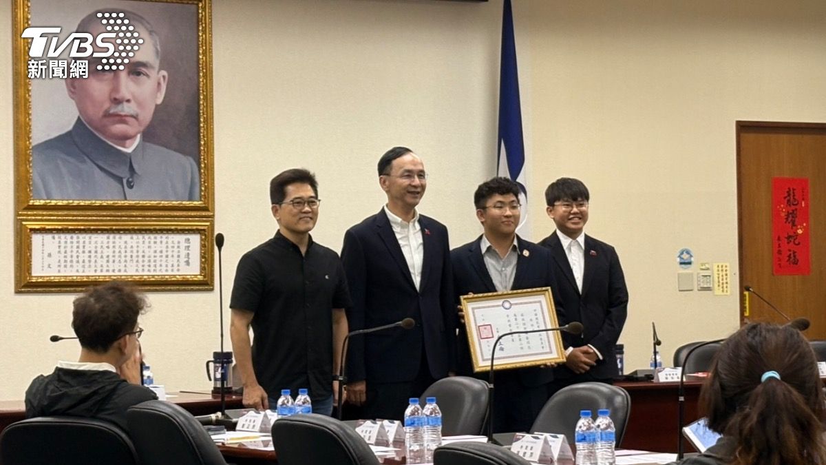 中選會、公視董監事人事延宕 朱立倫:民進黨別想隻手遮天