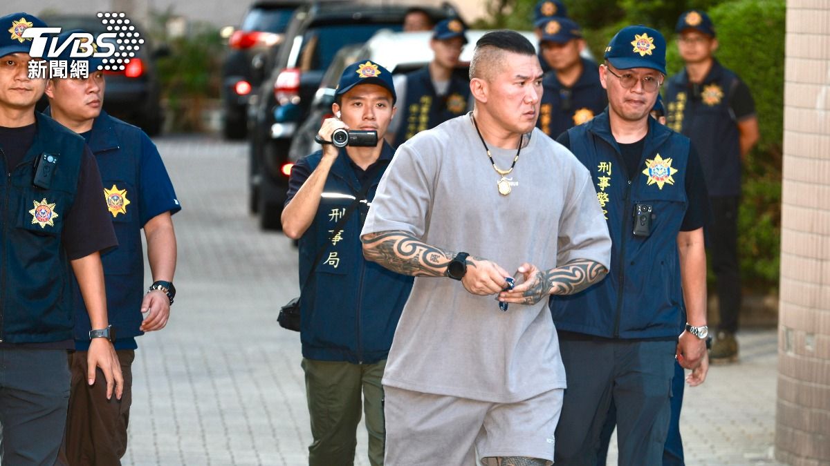 快訊/館長慘了!直播嗆「斬首賴清德」 新北檢2罪起訴