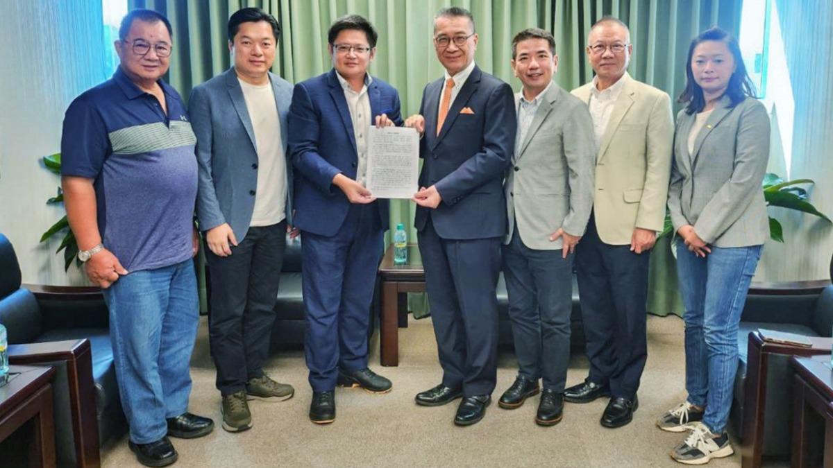 【政治素人出征】林國漳受賴清德勸進 挺身角逐宜蘭縣長。(圖/民進黨宜蘭縣黨部)