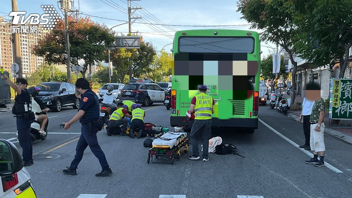 又見行人地獄!過馬路遭客運輾壓2次 中壢翁「枉死輪下」畫面曝