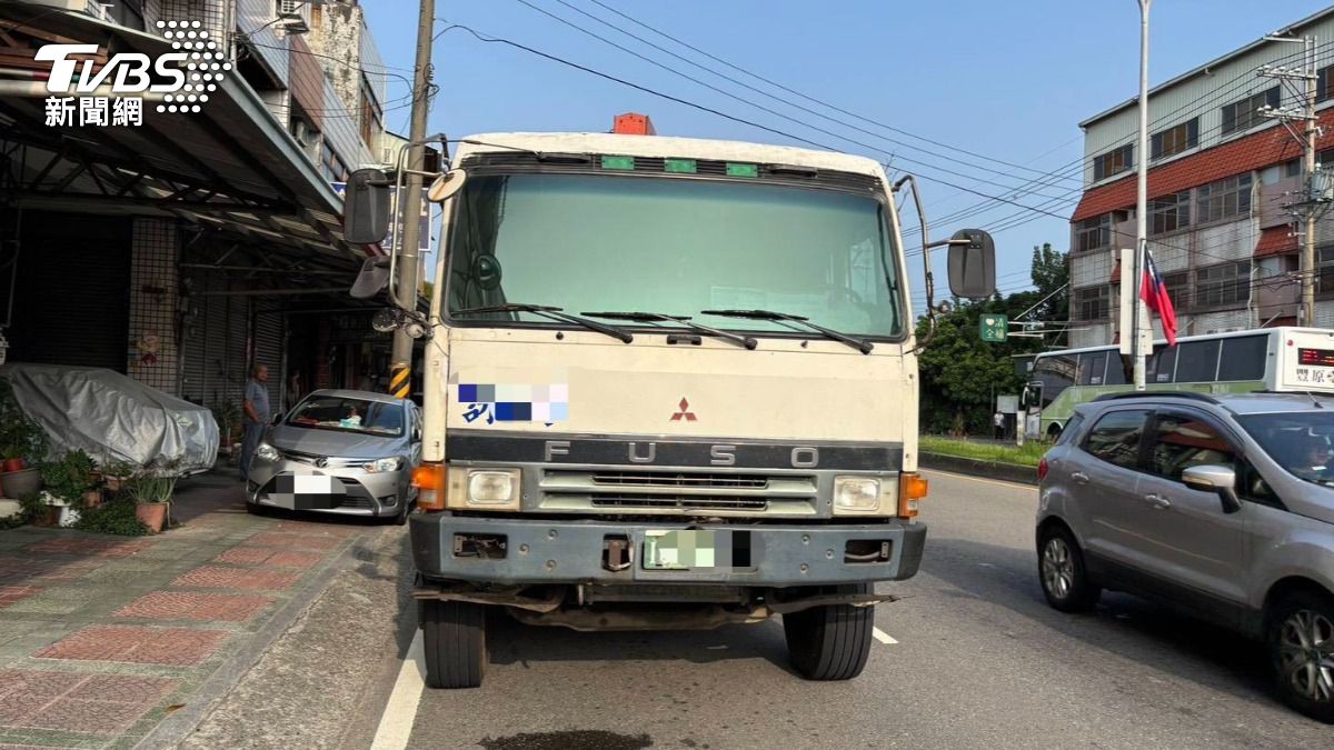 獨/台中婦遭鬼切車輾斃!兒控警「不給監視器」 分局回應了