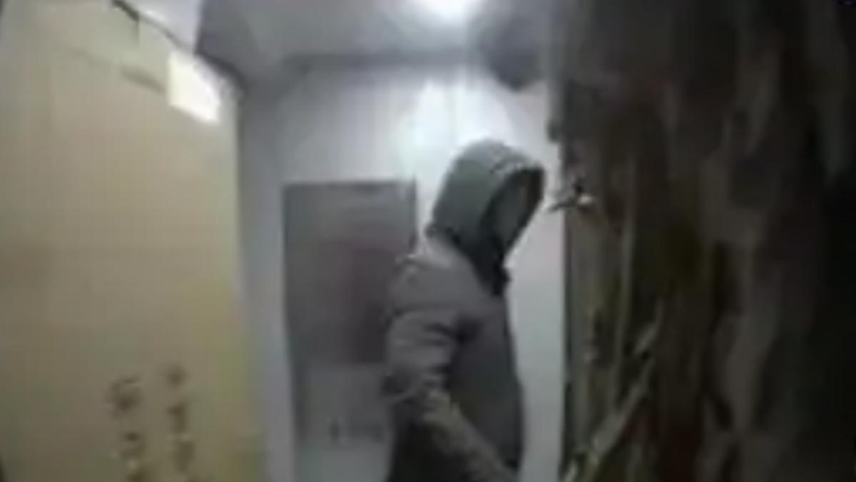 警方目前已逮捕27歲的兇手，其因與被害人有私人恩怨而犯案。 ​（圖／翻攝自羊城晚報）