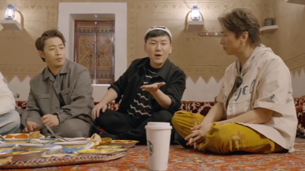 魔術師蔡威澤(中)受到周杰倫賞識,多次與他合體拍節目。(圖/翻攝自蔡威澤IG)