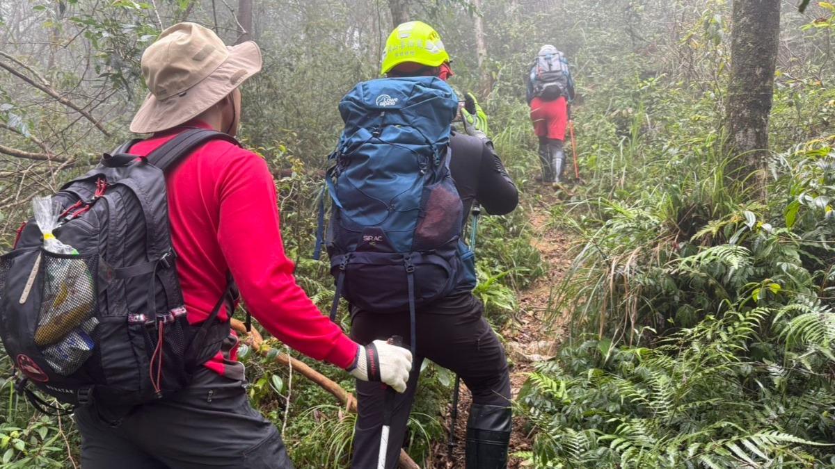 宜蘭兩男登阿玉山失聯 警消入夜緊急啟動搜救