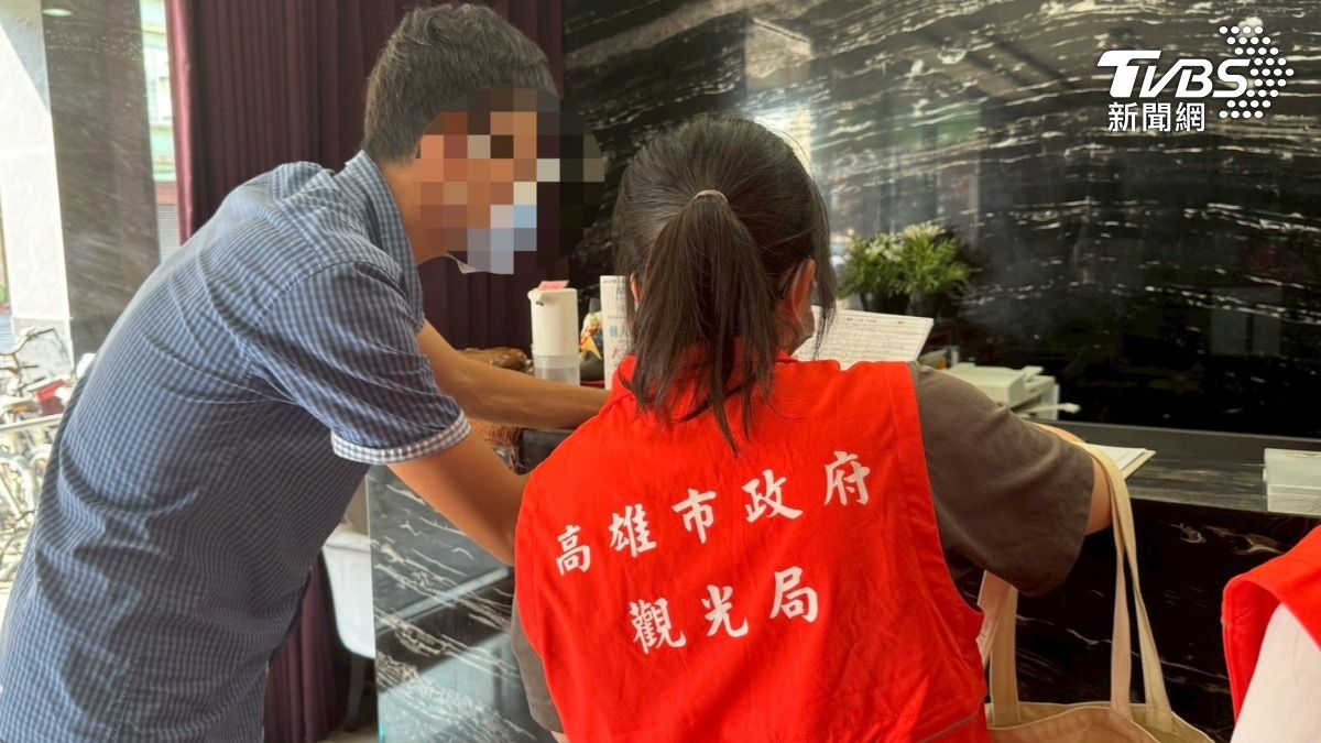 高雄觀光局祭鐵腕遏止黑心業者亂漲價。(圖/TVBS)