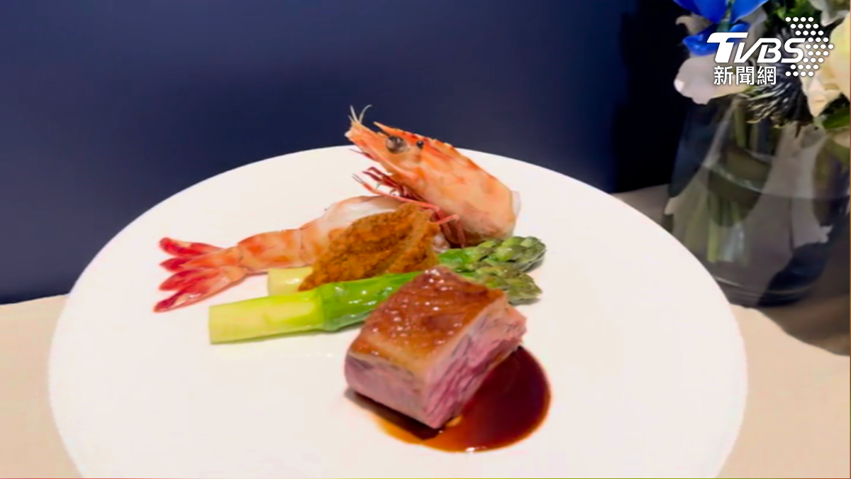 超狂「會員制無菜單料理」曝光!18道菜吃到飽 一人不到300元