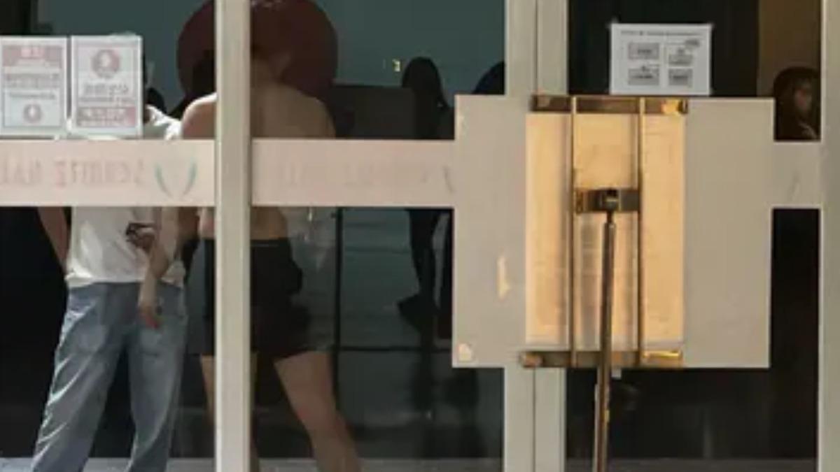 28歲醉漢深夜闖靜宜女宿!喝茫脫褲亂晃 女大生目睹嚇壞