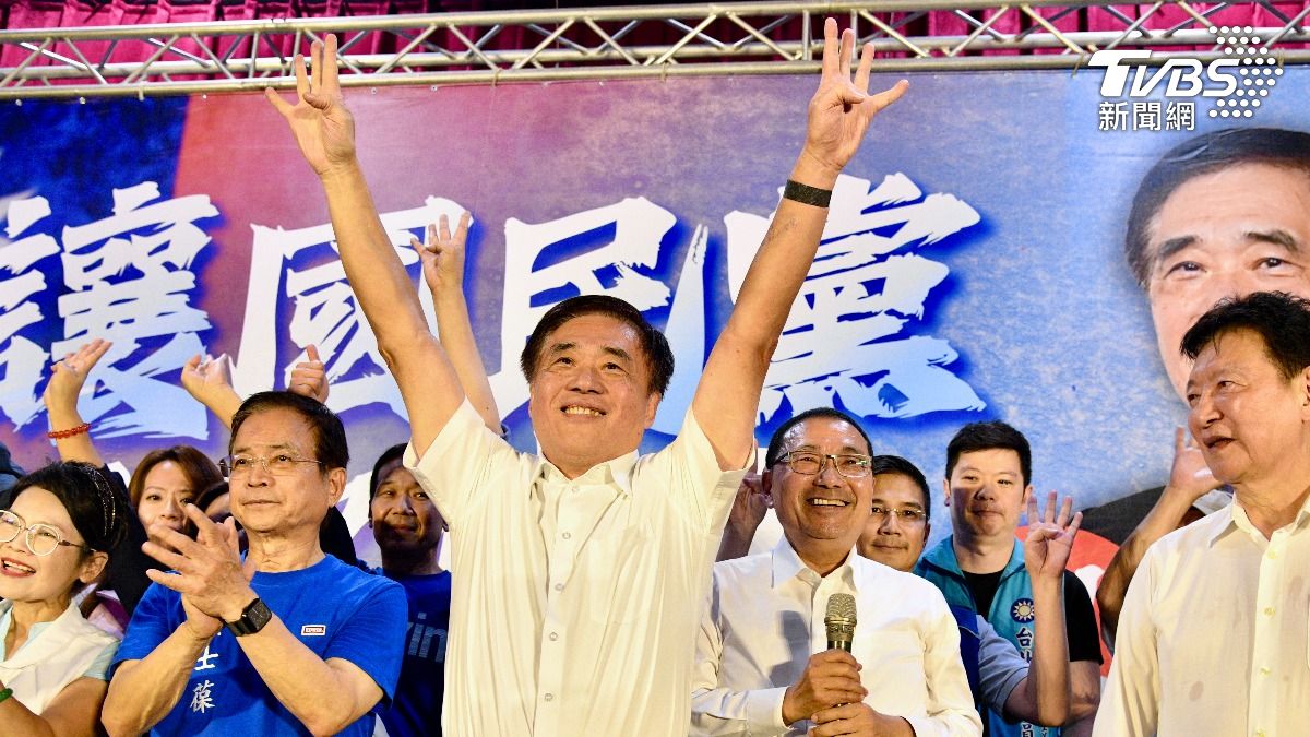 喊2千人到場 趙少康挺郝龍斌不老「我大他3歲深蹲可70下」