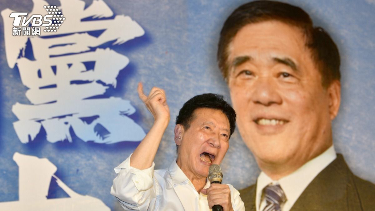 趙少康盛讚郝龍斌市長任內表現優異,是最能帶領團隊前進的黨主席人選。(圖/胡瑞麒攝)