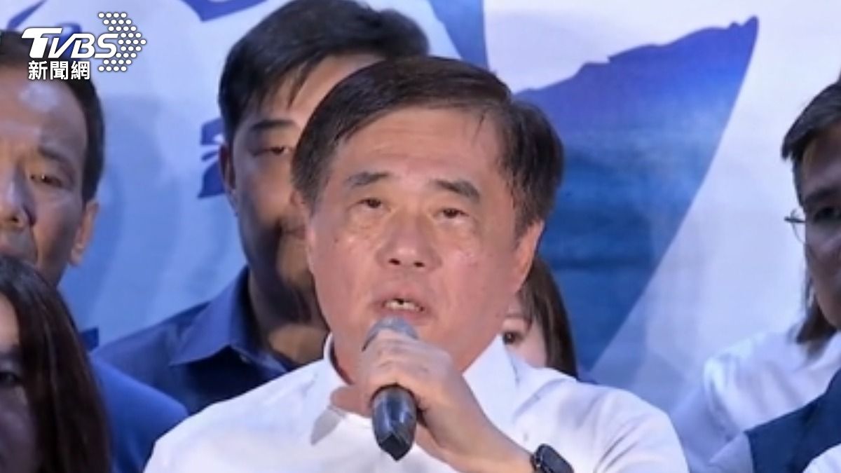 郝龍斌選前之夜! 胡志強、侯友宜、饒慶鈴力挺。(圖/TVBS)