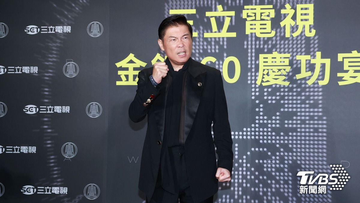 金鐘慶功/小S、蔡康永台上大哭!曾國城遭指「表情不屑」 本人親自解答了