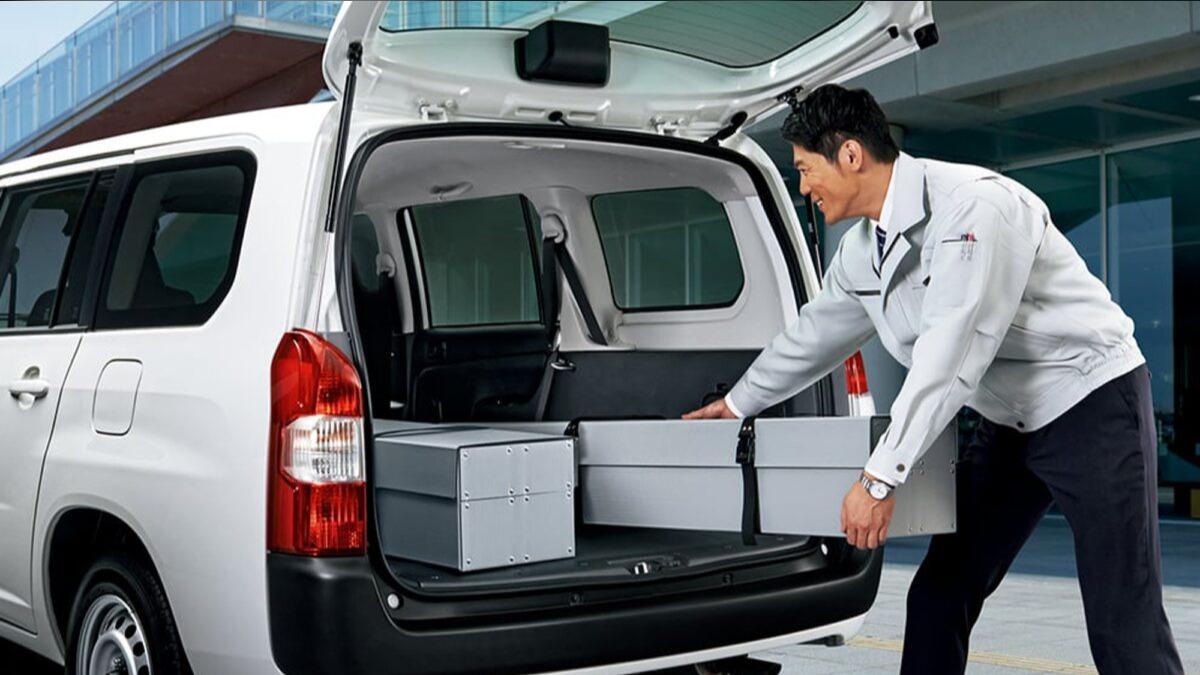 結合Professional（專業）」與「Box（箱）的Toyota Probox，無論商用或自用皆能滿足車主需求。（圖／Toyota提供）