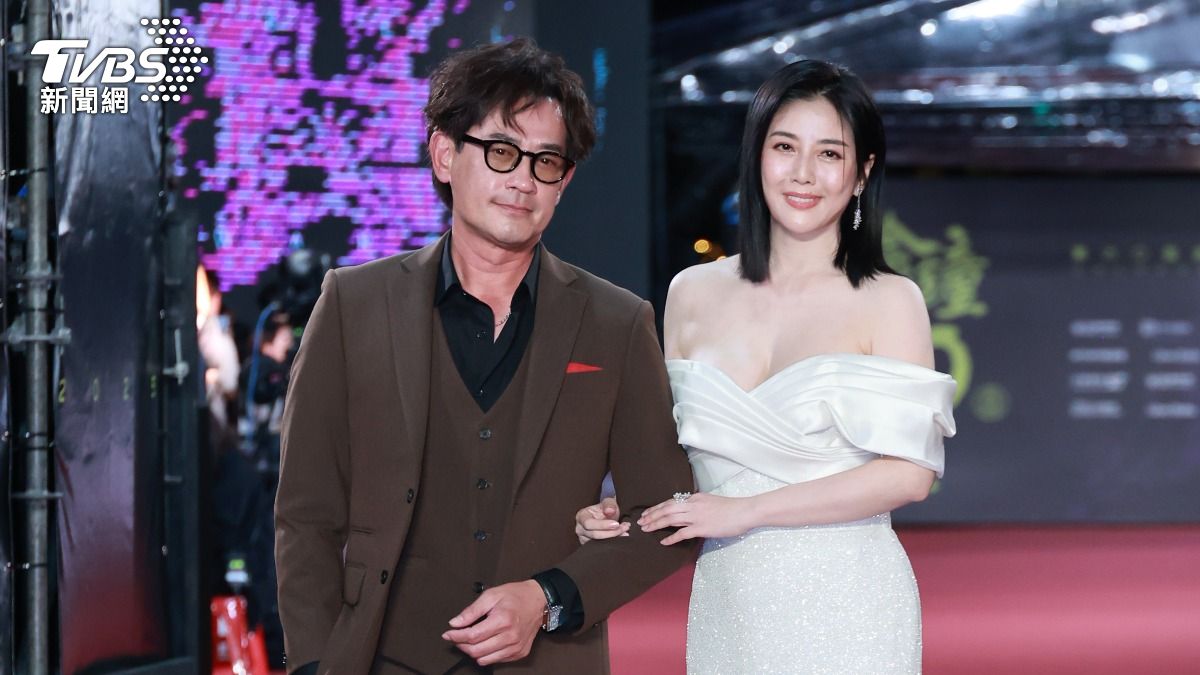 金鐘60/柯叔元搶影帝「老婆」作陪! 韓瑜現蹤紅毯仙氣爆棚