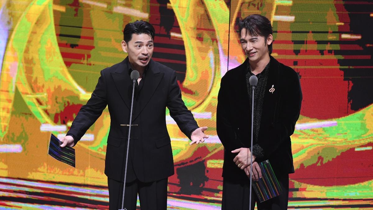 阿Ken和温昇豪擔任頒獎人。(圖/三立提供)