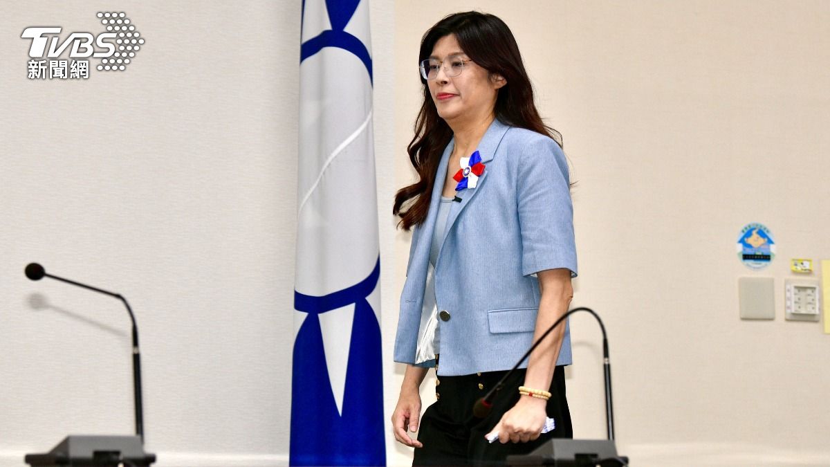 鄭麗文當選藍黨魁!萬人網路投票表態 近5成讚「非常加分」