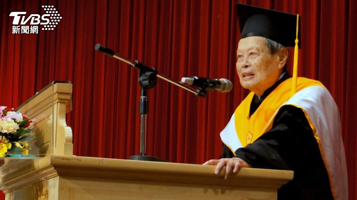 「他交出一份滿意的答案卷」　翁帆悼楊振寧：有他陪伴何其幸運