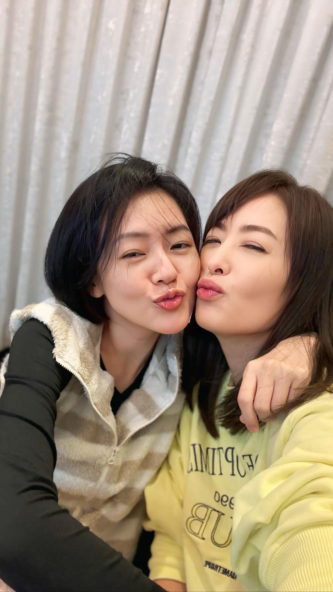 賈永婕曬出跟小S的合照。（圖／翻攝賈永婕臉書）