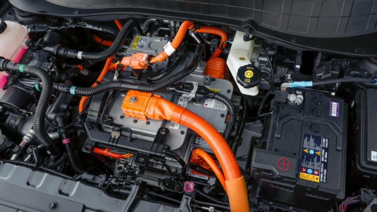 國內目前送驗的Inster共有2種動力規格。(圖/Hyundai)