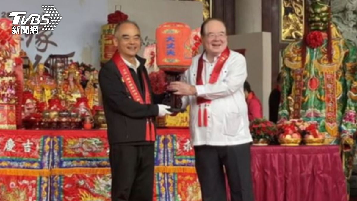 國民黨前秘書長李乾龍赴大陸。(圖/TVBS)