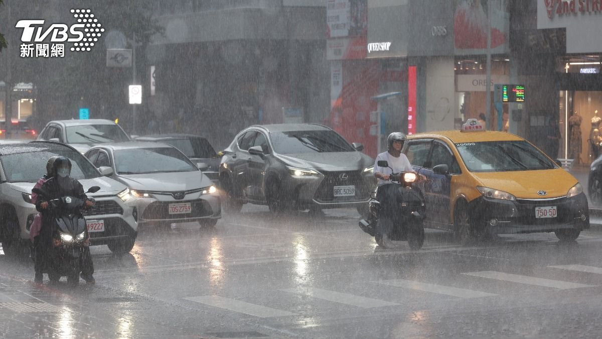 天氣/北、東嚴防「大量降雨」!專家示警:2地區小心大雨災情