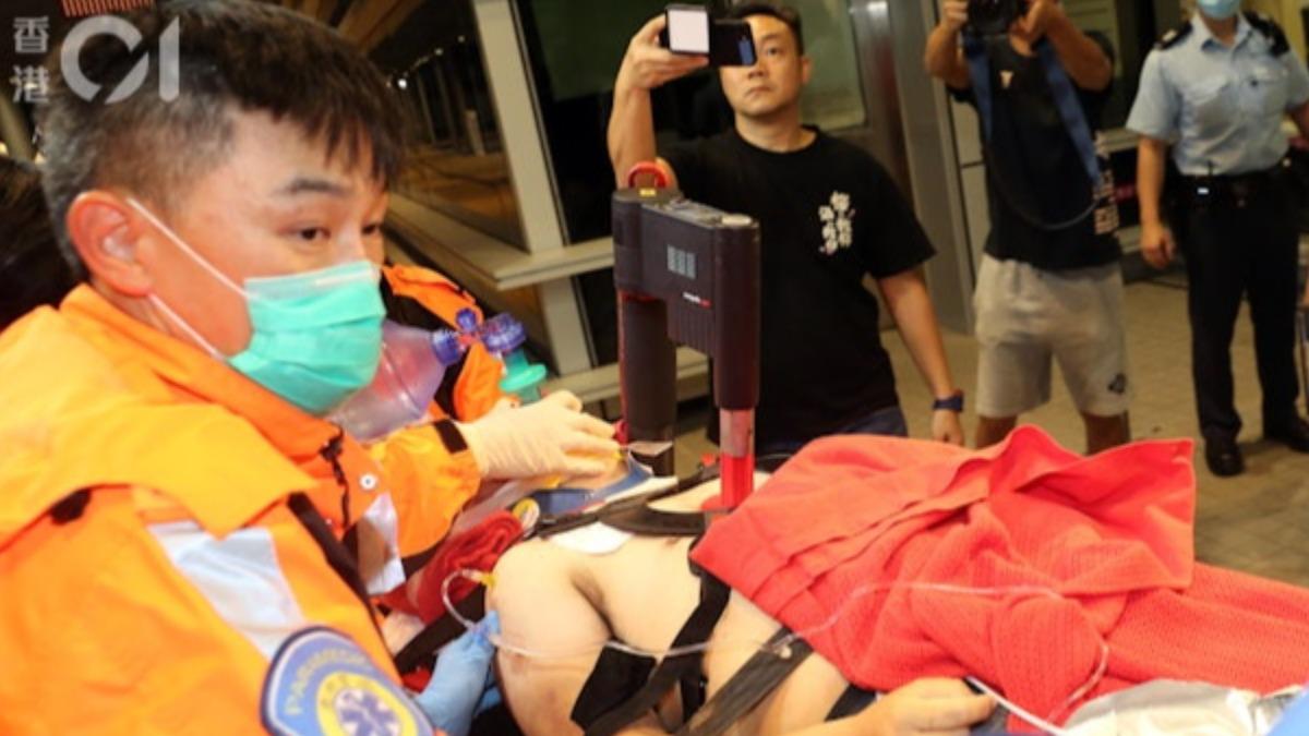 落海的兩名地勤人員均不幸身亡。（圖／香港01提供）
