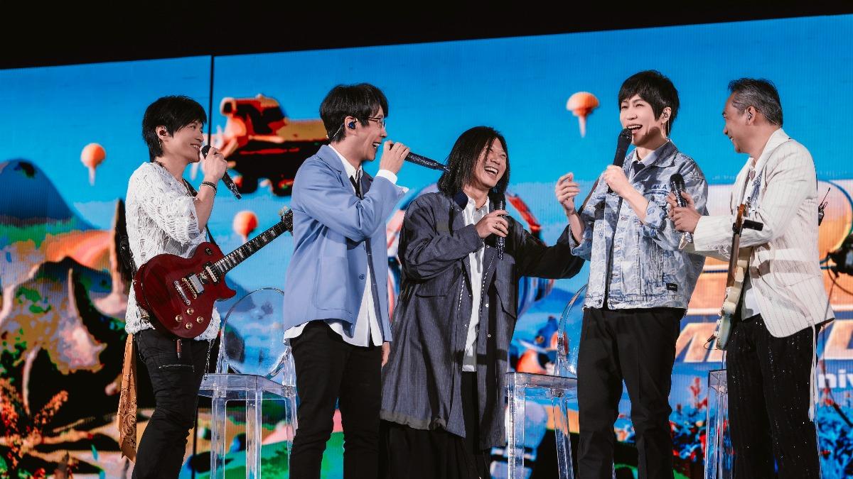 五月天在台上互虧超好笑。(圖/相信音樂提供)