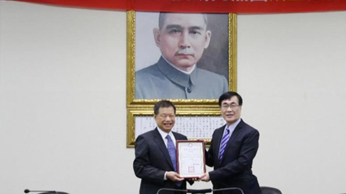 曾任國民黨中常委!台商傳奇「鎢鋼大王」廖萬隆病逝 享壽77歲