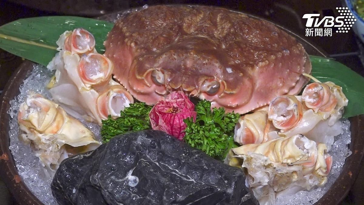秋季限定!松葉蟹5吃,燉煮和雜炊飯等。(圖/TVBS)