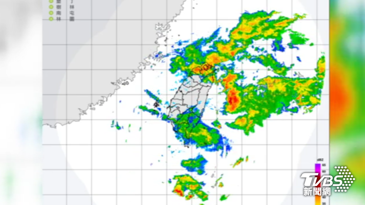 傍晚降雨往東部移動。(圖/TVBS)