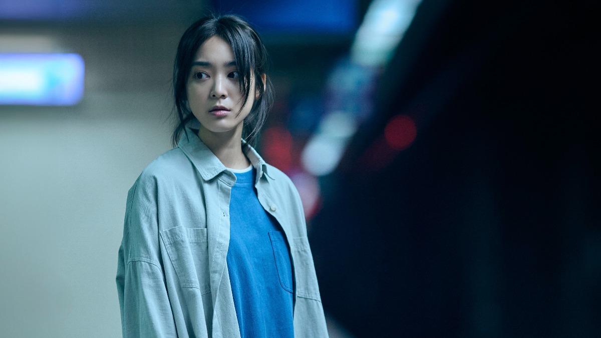 江齊拍紀錄片卻陷入詭異幻覺。（圖／Netflix提供） 