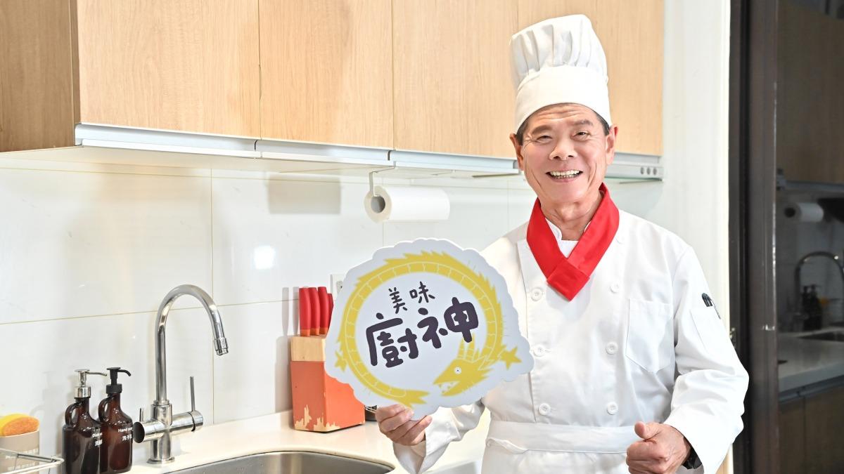 吳楚楚扮起總舖師,私下廚藝也相當不錯。(圖/中華音樂人交流協會提供)